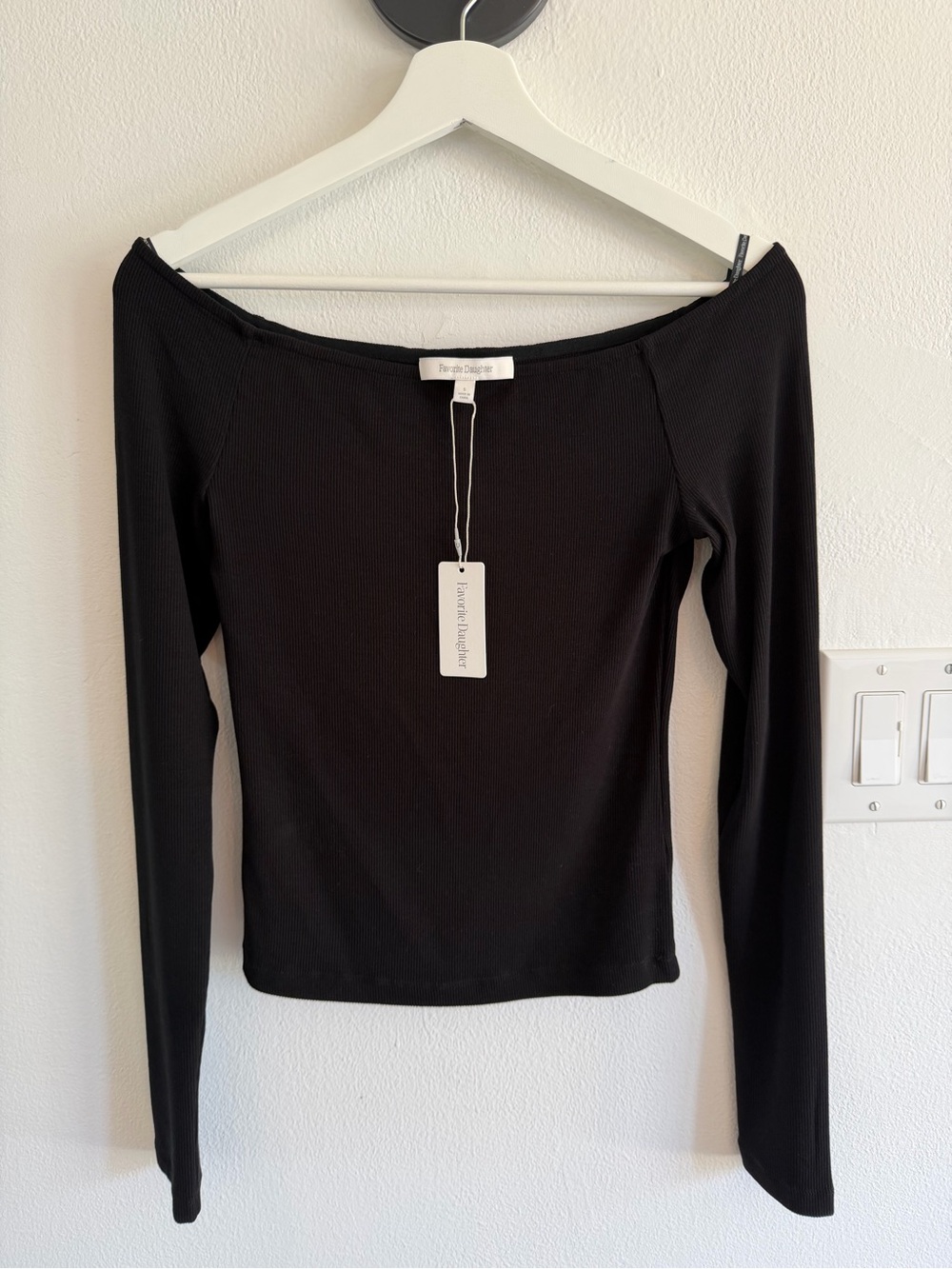 Favorite Daughter Black Off-the-Shoulder Ribbed Long-Sleeve Top